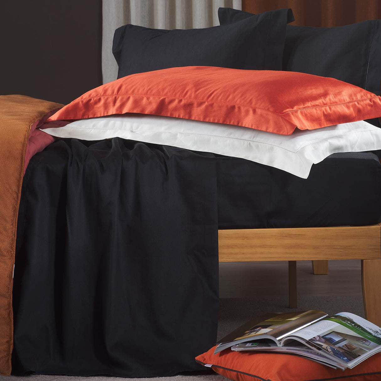 Komplettes Doppelbett aus Satin Via Roma, 60 Chantal
