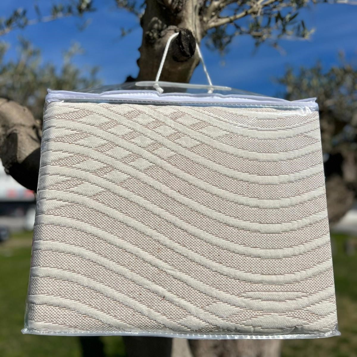 Botticelli Home Romina Jacquard-Tagesdecke für Doppelbett