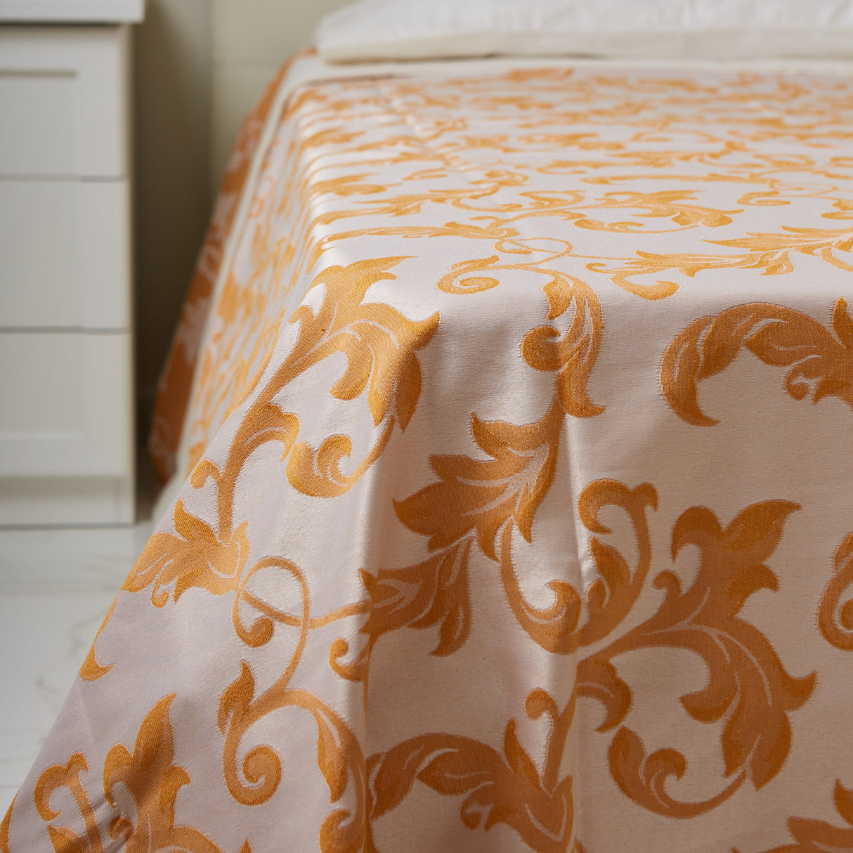 Maè Doppelbett-Tagesdecke von Via Roma, 60 Blody Mary