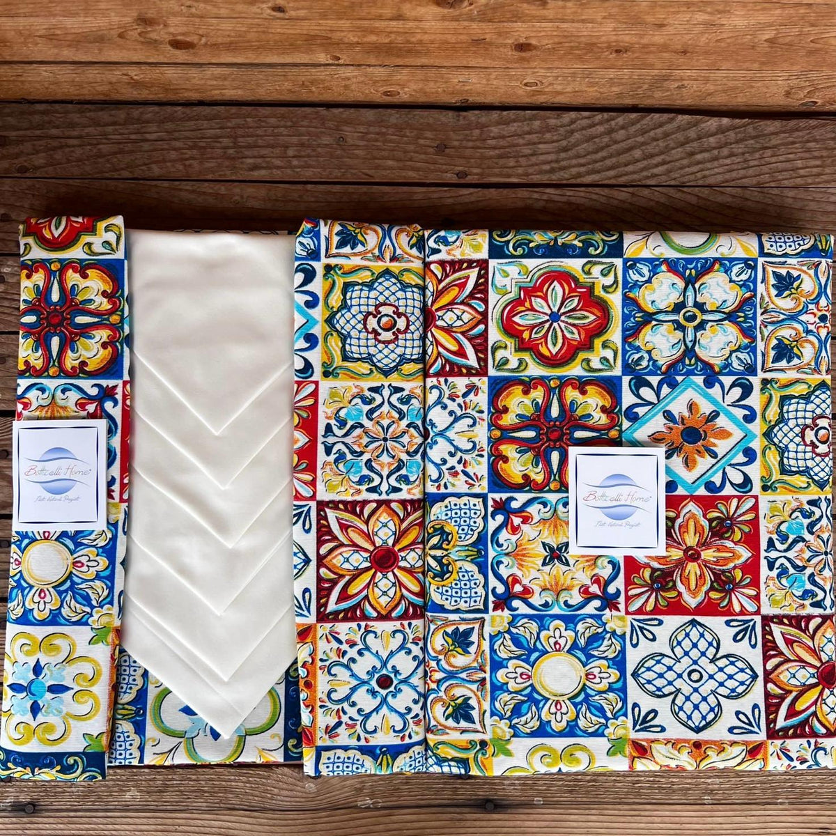 Botticelli Home Tovaglia 12 Posti In Puro Cotone – Fantasia Giardino Con Ombrelloni – Reversibile E Lavabile A Mano - 3