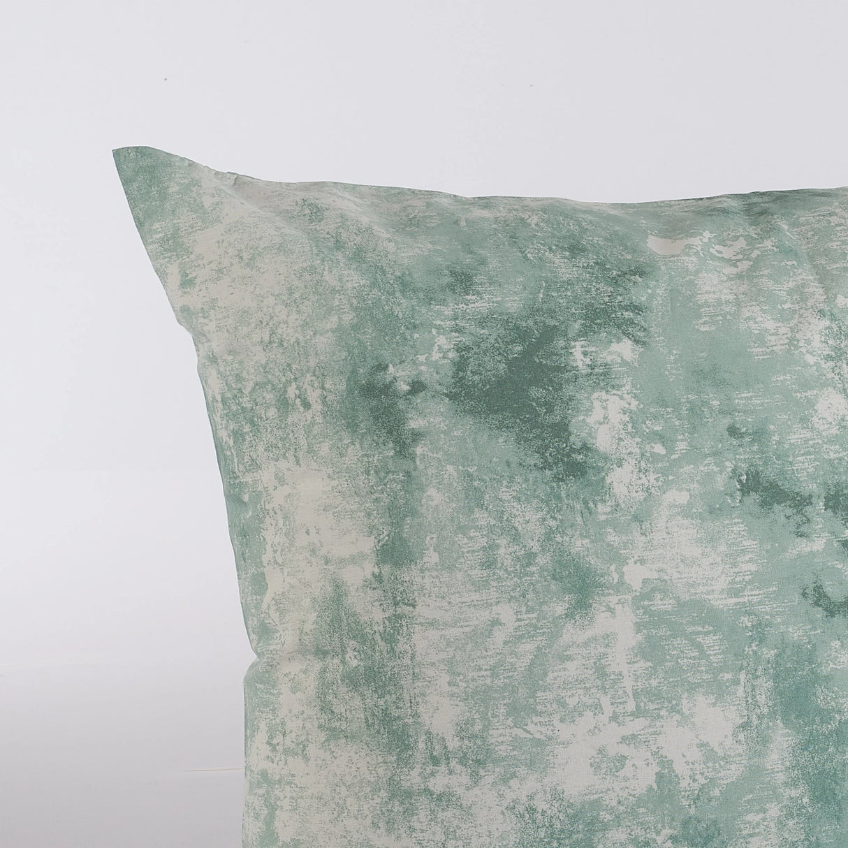 Dettaglio del percalle di cotone verde per il completo letto matrimoniale Incanto Sary.