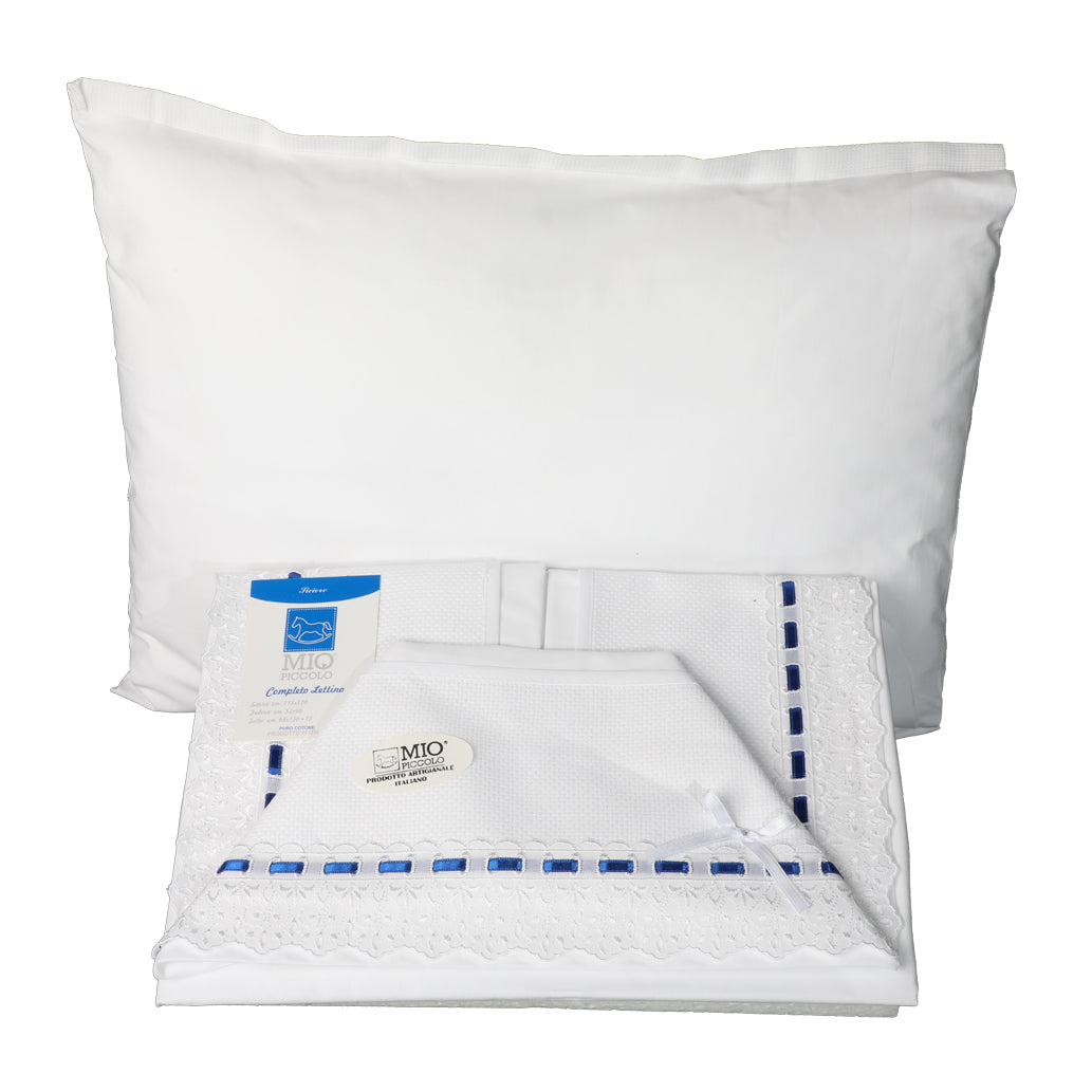 Set lenzuolino per culla lettino in San Gallo e tela Aida colore blu