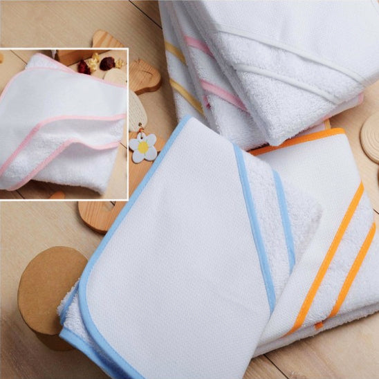 Accappatoio Neonato a Triangolo da Ricamare con Tela Aida Mio Piccolo Vari Colori