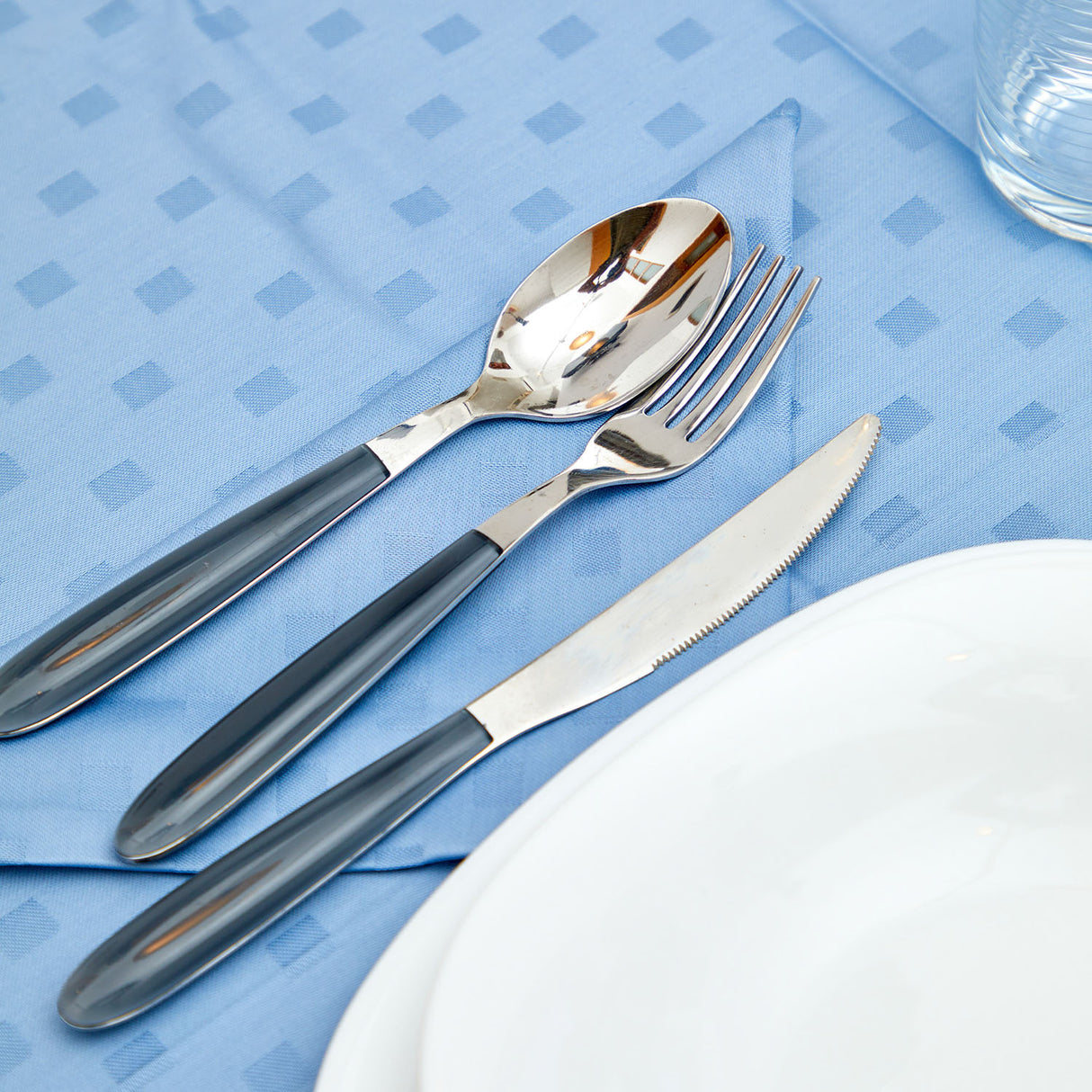Botticelli Home Damina Table Service