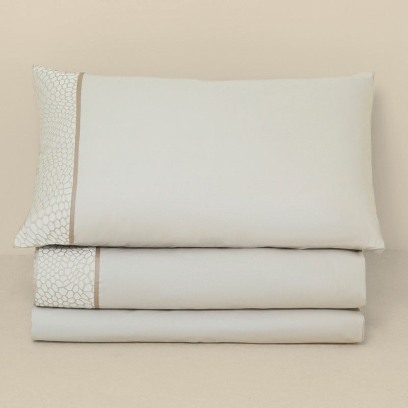 Dea Battaglia Bao Double Bed Set