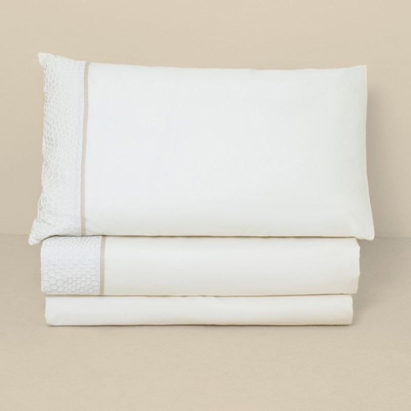 Dea Battaglia Bao Double Bed Set
