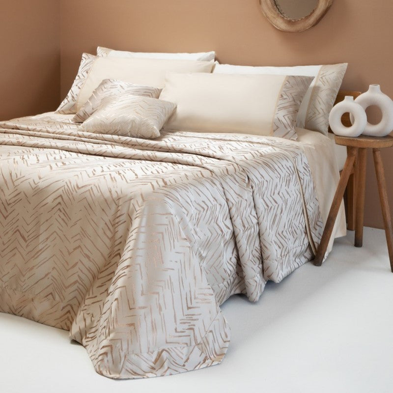 Elegante Tagesdecke für Doppelbett, Goddess Battle Patty – Ruocco Store